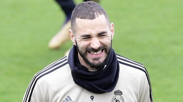 KARIM BENZEMA souriant aux entrainements